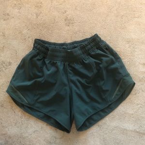GREEN LULULEMON SHORT 4”